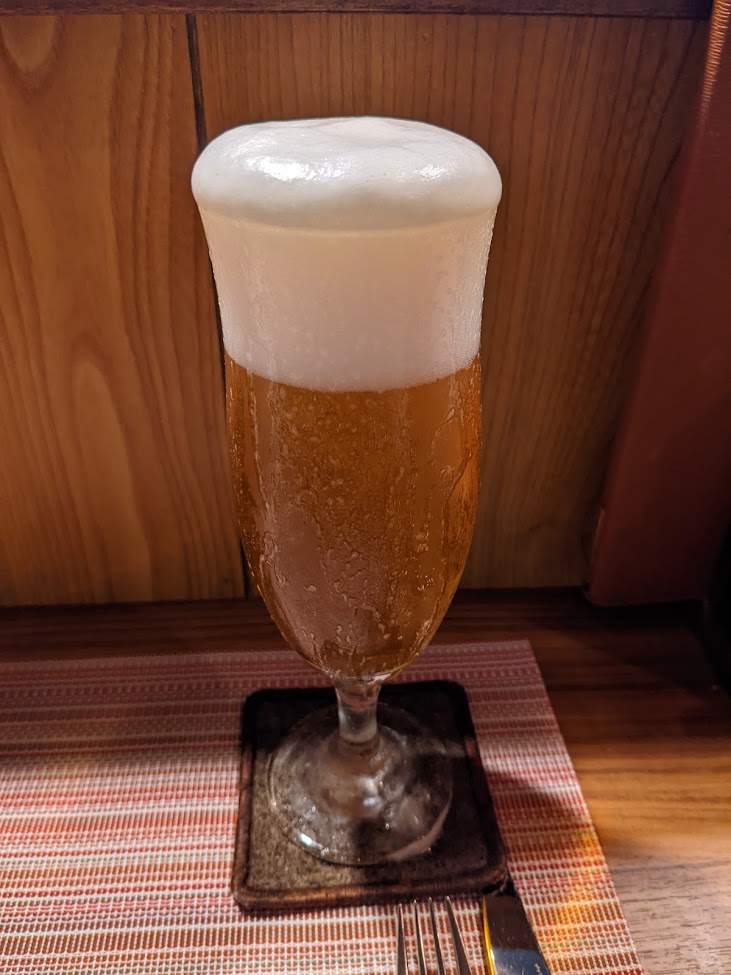西荻窪「華」さんのビールの写真です
