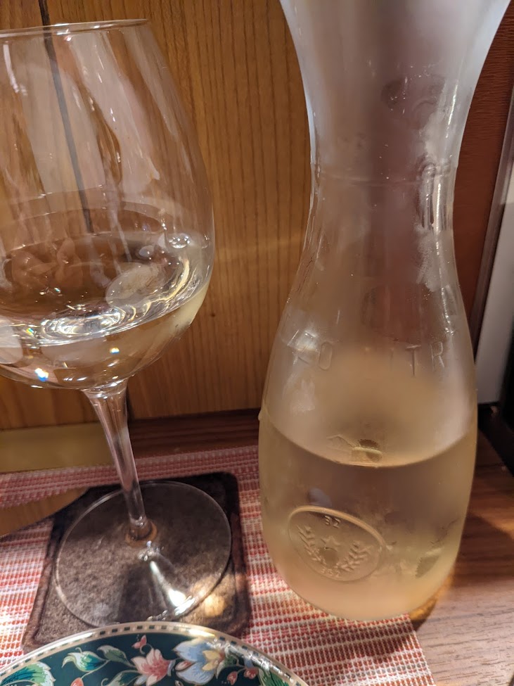 西荻窪「華」さんのワインの写真です